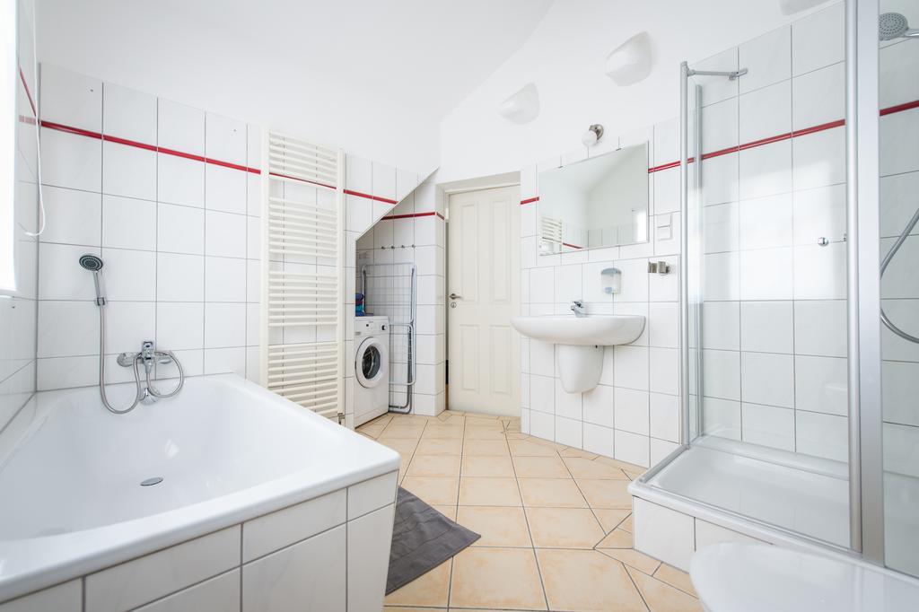 "Goethezimmer" Ferienwohnung Und Zimmer Am Burgplatz Weimar  Exteriör bild