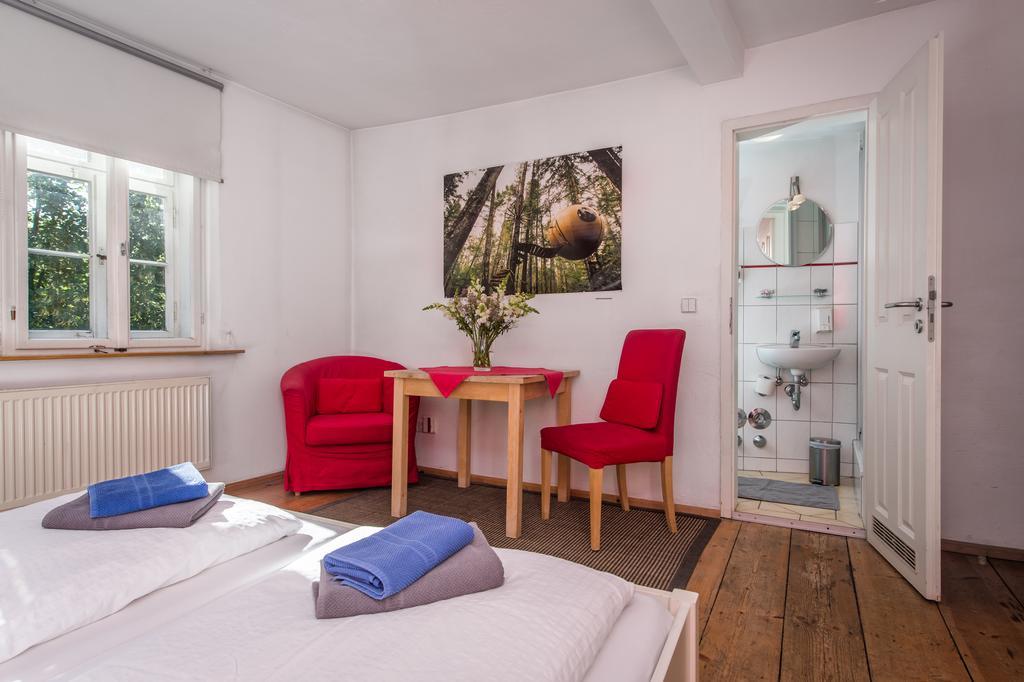 "Goethezimmer" Ferienwohnung Und Zimmer Am Burgplatz Weimar  Exteriör bild